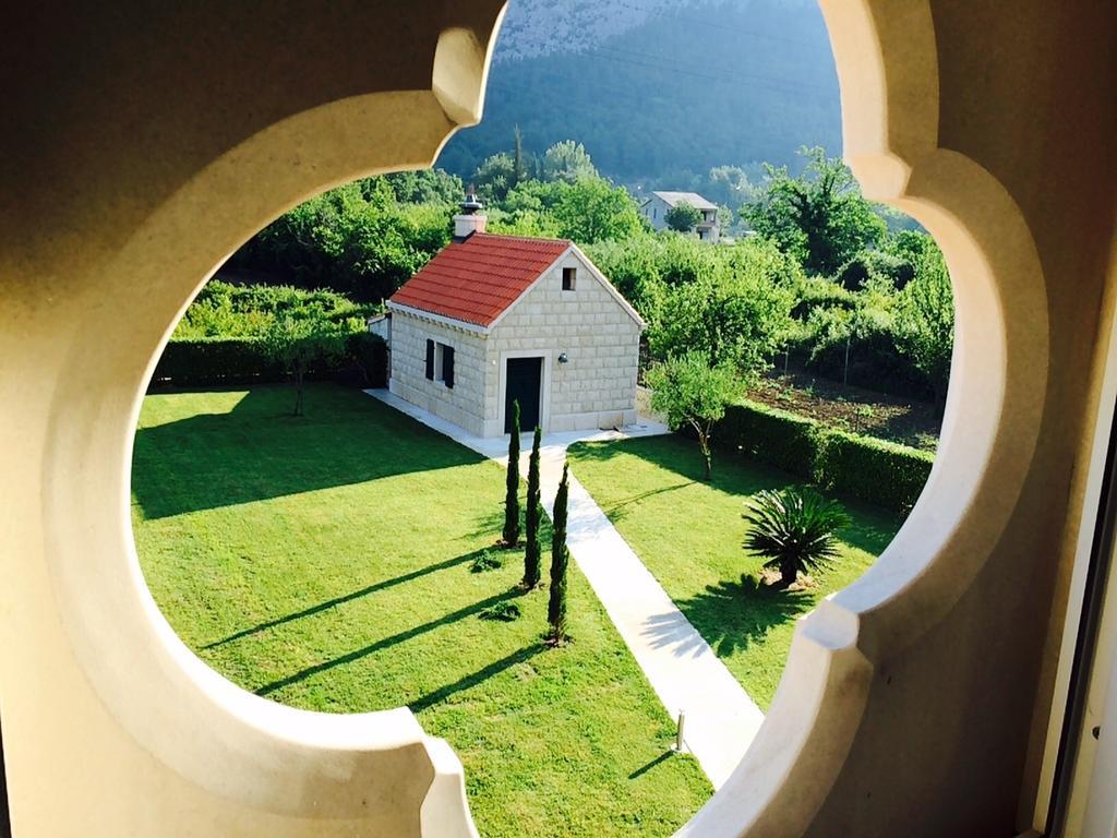 Apartments Anna Omiš Esterno foto