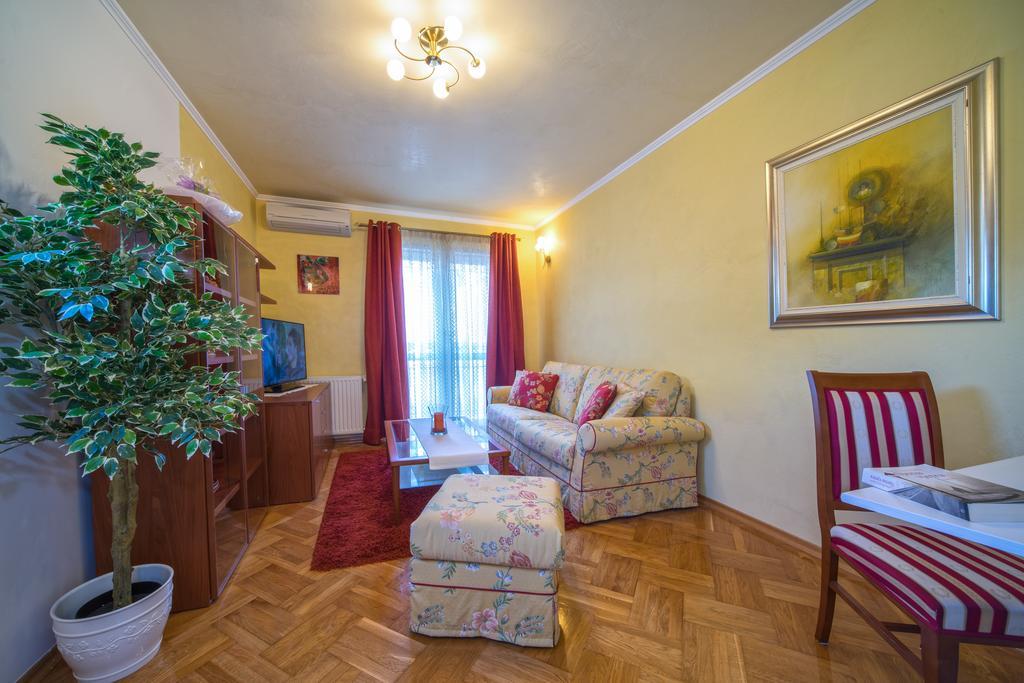 Apartments Anna Omiš Camera foto